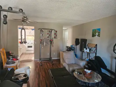 2 Bedroom Apartment for rent close to Downtown.