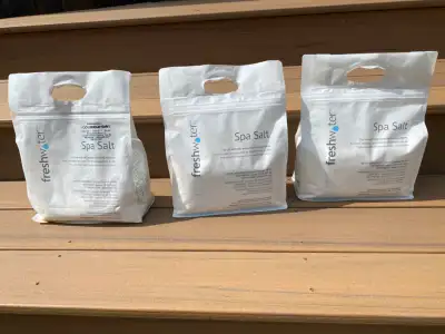 10 lb bag of spa salt for HotSpring ACE and Freshwater Salt Systems. Use salt for initial startup, a...