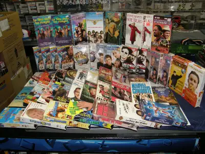 Film VHS Comédie Français 5$ 3/10$ 10/30$ (ou pour un revendeur, View more