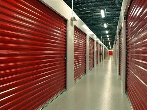 Besoin d’un endroit pour entreposer? Stor-Wel Mini-Entrepôts offre des endroits d’entreposage Secure...