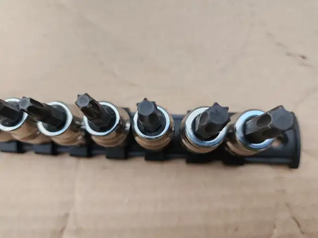 Mastercraft Maximum 9 Pc 3/8 Drive Socket Set W Plastic Holder in Hand Tools in Windsor Region - Image 6