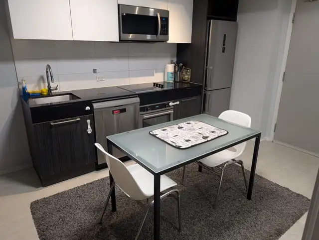 Furnished 1 Bdrm near Eatons / Metropolitan University $2300