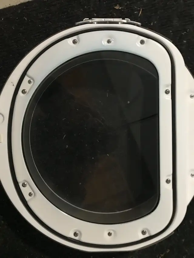 Maytag/Whirlpool front  dryer door in excellent condition. in Washers & Dryers in Markham / York Region - Image 6