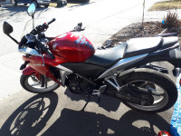 ** MUST SELL - MOVING AWAY ** 2012 Honda CBR 250cc Motorcycle