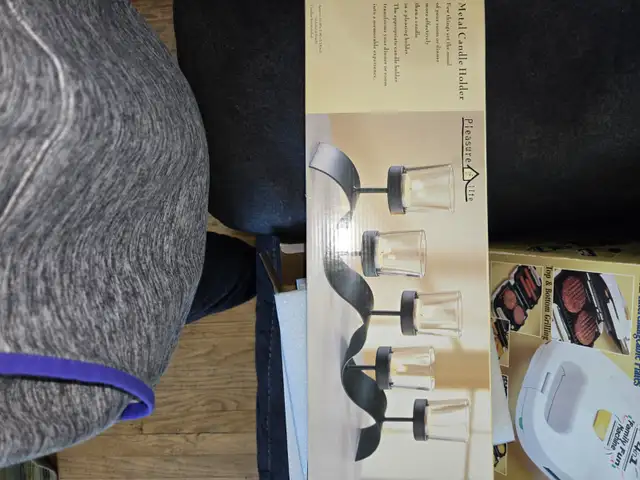 Fundraiser sale to help a chronically ill family.63893274775554122