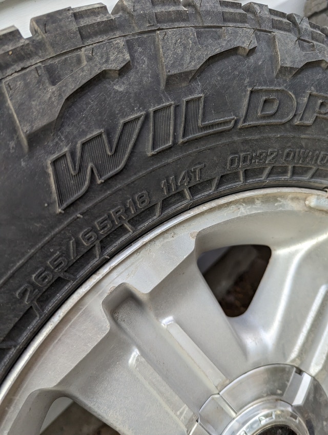 4 mag Chevrolet sur pneu d'hiver Tires & Rims Gatineau Kijiji