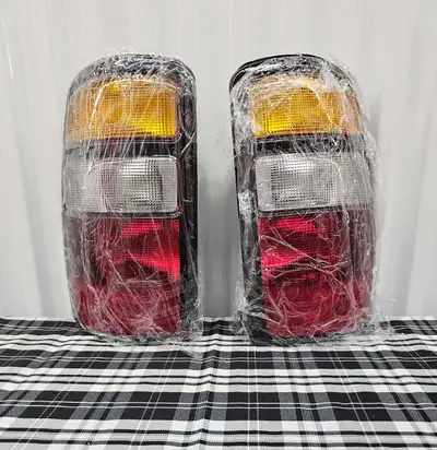 New! Set of Chevy Tahoe Suburban GMC Yukon XL Taillights, View more