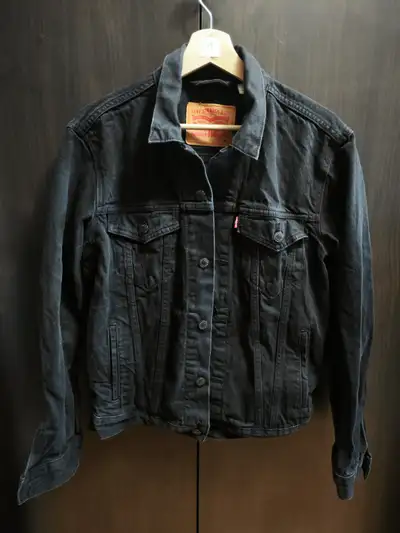 Levis Denim Jean Jacket Trucker Black - MENS MEDIUM *, View more