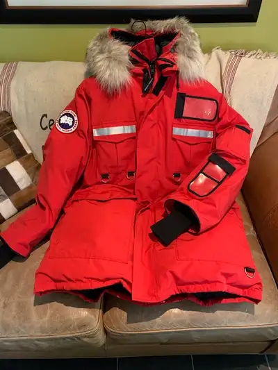 Canada Goose  Resolute Parka - Men's Red Medium, View more