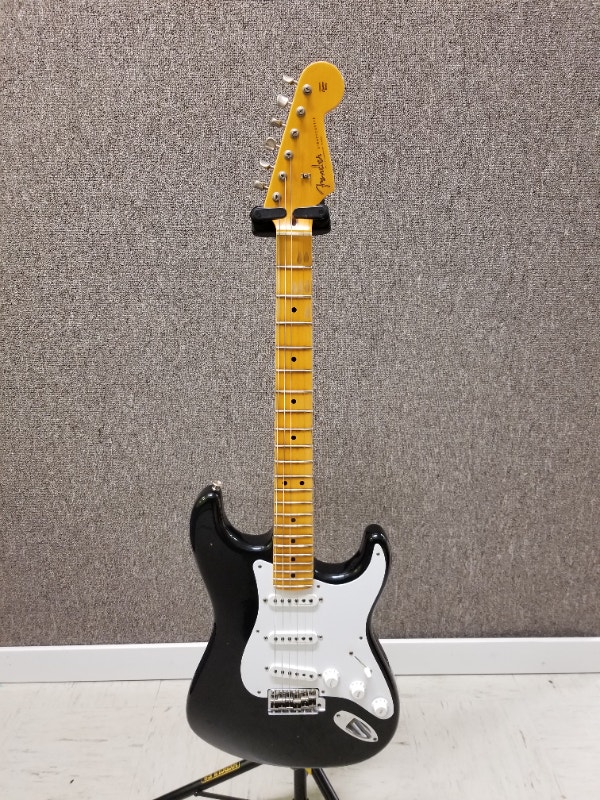 Fender Custom Shop Eric Clapton 30th Anniversary Stratocaster Guitars
