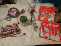 Collection Christmas (Xmas) items, vintage,santas to pull  /80s
