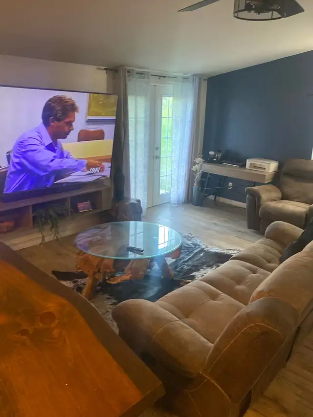 60 acre hunting retreat and cabin for rent  in Ontario in Canada - Image 2