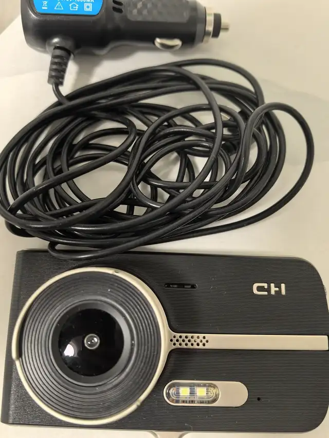 car dash cam almost new buy and get free printer/scanner
