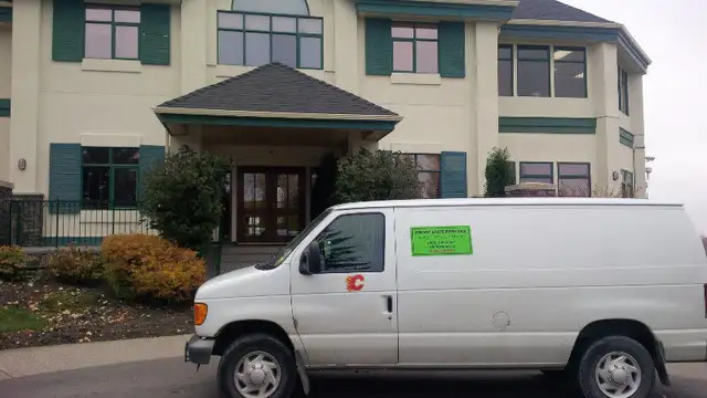 House Sitter Home Checkins Vacation or Business Trip62864741682689123