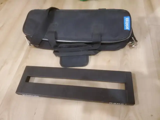 Pedaltrain Nano Plus pedalboard pour pédale de guitare ou basse in Amps & Pedals in Drummondville - Image 2