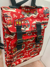 BACKPACK SAC A DOS. CATH KIDSON LONDON FIRE ENGINE TRUCK
