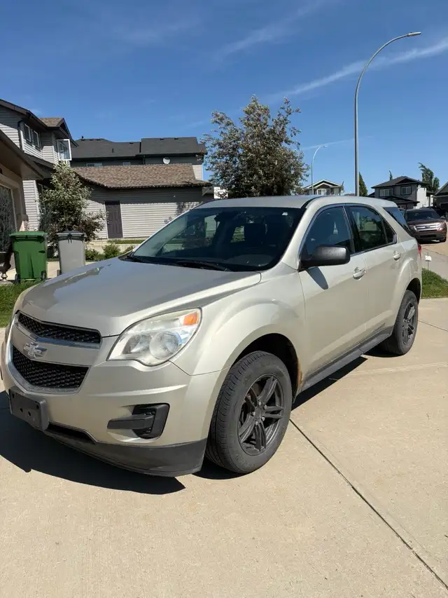 2013 Chevrolet Equinox LS | 141,748 km | Clean Title | Winter Ti