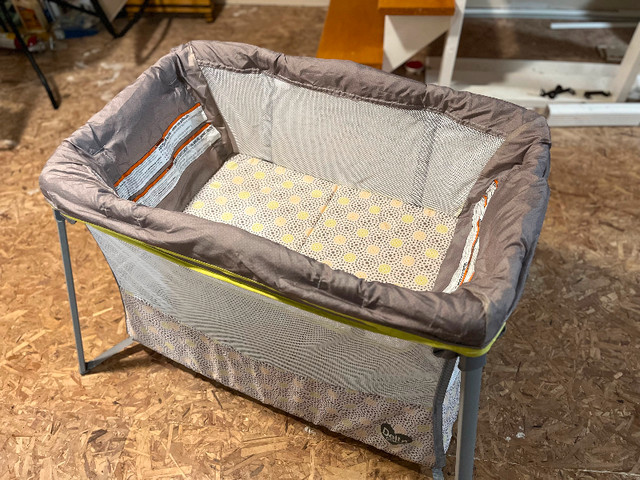 Delta folding child travel bed, crib, playpen. in Cribs in Charlottetown - Image 2