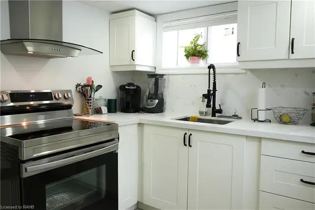 2 bedroom basement for rent in Long Term Rentals in Hamilton - Image 4