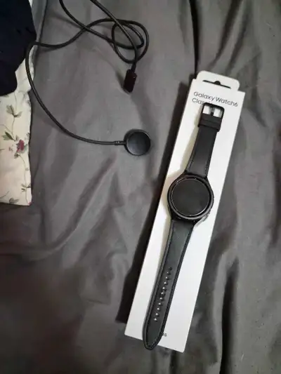 I'm selling my Samsung Galaxy Watch6 Classic, a sophisticated and feature-rich smartwatch with a 47m...