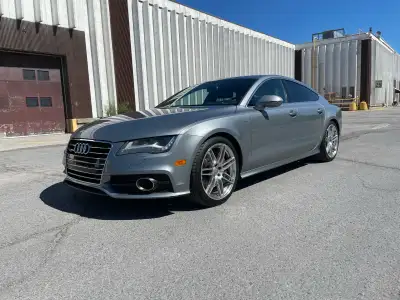(Français plus bas) Rare Prestige S-Line with Night Vision, Head-Up Display and Adaptive Cruise Cont...