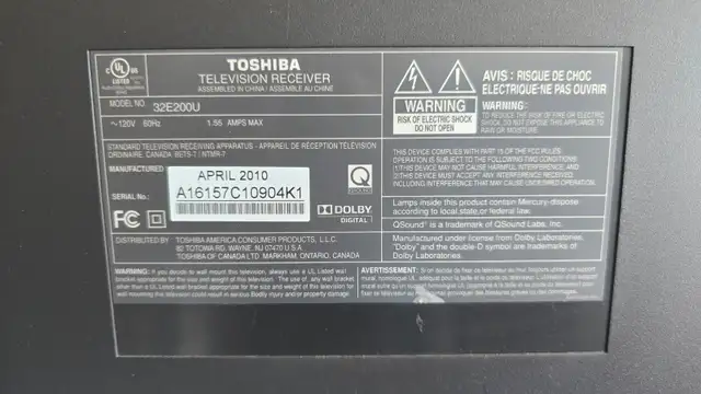 Toshiba 32E200U - 32 HDMI TV in TVs in Ottawa - Image 6
