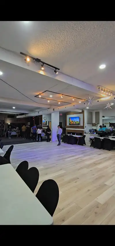 EVENT VENUE PARTY SOCIAL GATHERING SEMINAR REHEARSAL BATHURST AND WILSON AREA ETC 647-761-0675