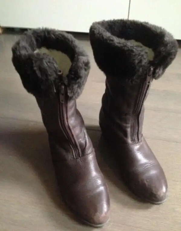 Defrosters Brown Leather Faux Fur Trim Calf Mid Boots Size 5 M in Women's - Shoes in Markham / York Region