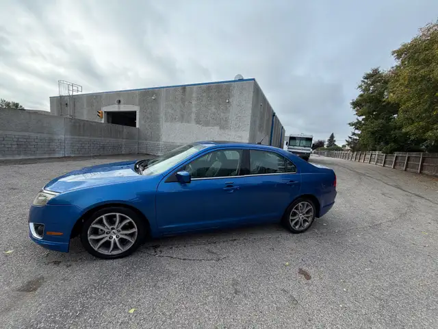 2011 fusion567435764695705601