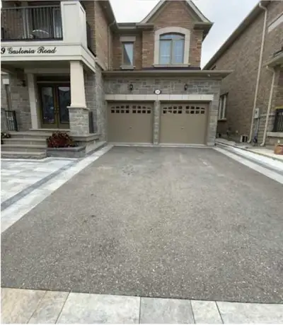 Elegant & Cozy Furnished Room in a Beautiful Home – Mount Pleasant, Brampton Available: April 1, 202...