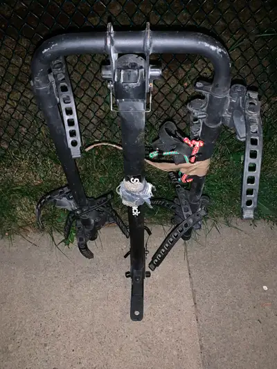 SPORTRACK BIKE RACK WITH TOW HINGE, View more