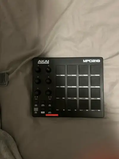 AKAI Mpd 218, View more