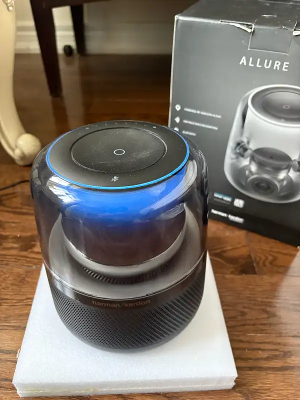 Harman Kardon ALLURE bluetooth speakers in Speakers in Markham / York Region - Image 4