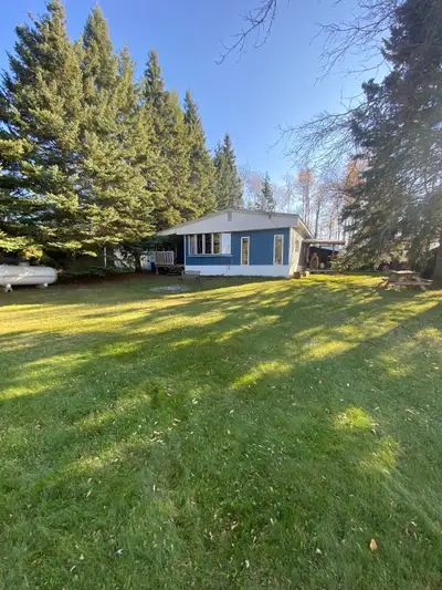 3 bedroom double wide trailer turned into house on a cement basement perfect t for 1st time home buy...