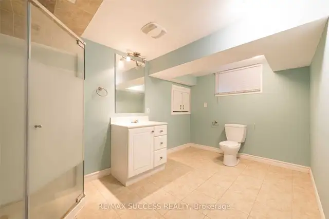 1 Bedroom Spacious Basement Apartment - Milton, Ontario in Long Term Rentals in Oakville / Halton Region - Image 14