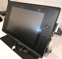 Wacom Cintiq 24HD - DTK-2400 with Ergo stand