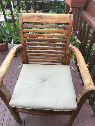 Teak chair - chaise en teck , View more