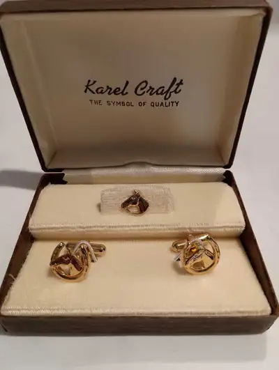 Vintage Karel Craft cuff link and tie pin set, View more