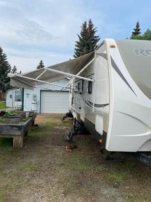 2015 Crossroads Reserve in Travel Trailers & Campers in Saskatoon - Image 2