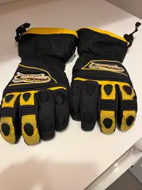 Gants de motoneige