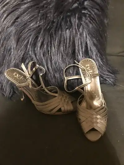 Women's Shoes High Heels Grey, Size 6.5, View more