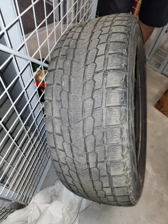 Pneus YOKOHAMA 245/65/R17 in Tires & Rims in Québec City - Image 4