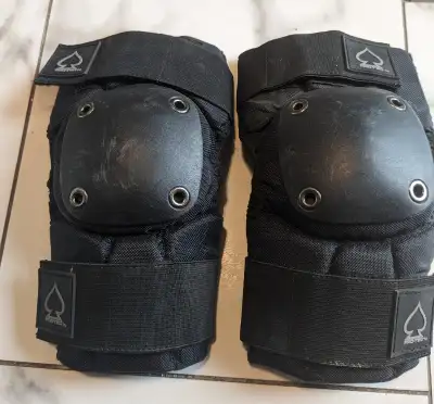 Pro-Tec Men's Street Elbow Pads Size Small, View more