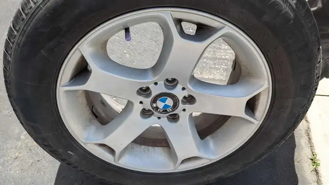 BMW X5 original OEM alloys RIMS set with tires EXC $395 obo in Tires & Rims in Markham / York Region - Image 2