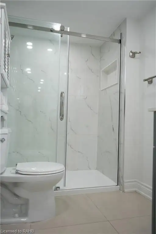 2 bedroom basement for rent in Long Term Rentals in Hamilton - Image 11