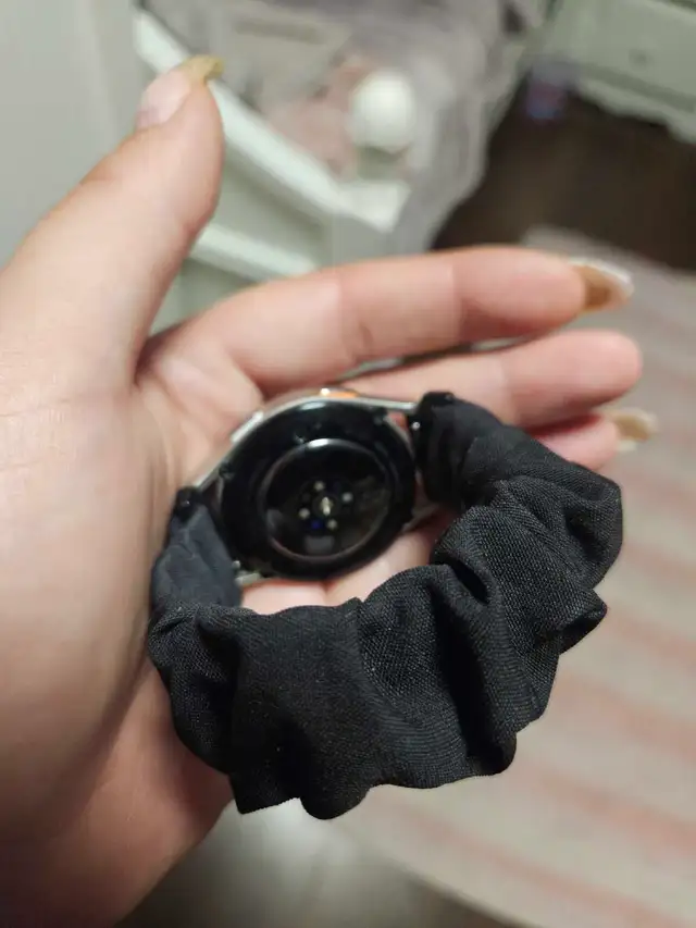 Samsung smart watch529839410905753602