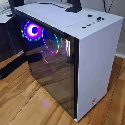 Armory gaming PC - barely used, View more