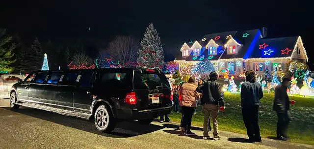 Toronto Limo birthday game concert niagara limousine rental63782602316545123