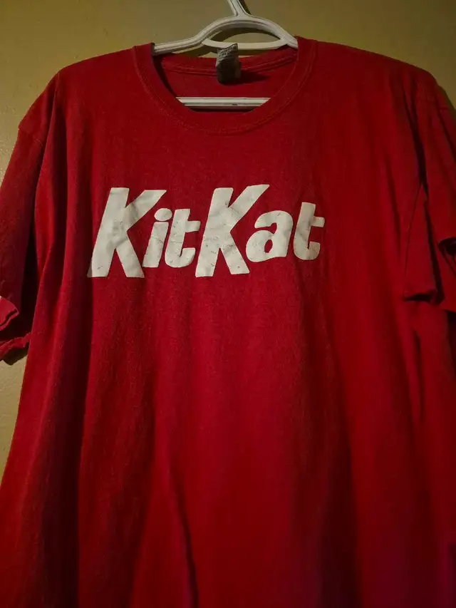 Gildan KitKat T-Shirt