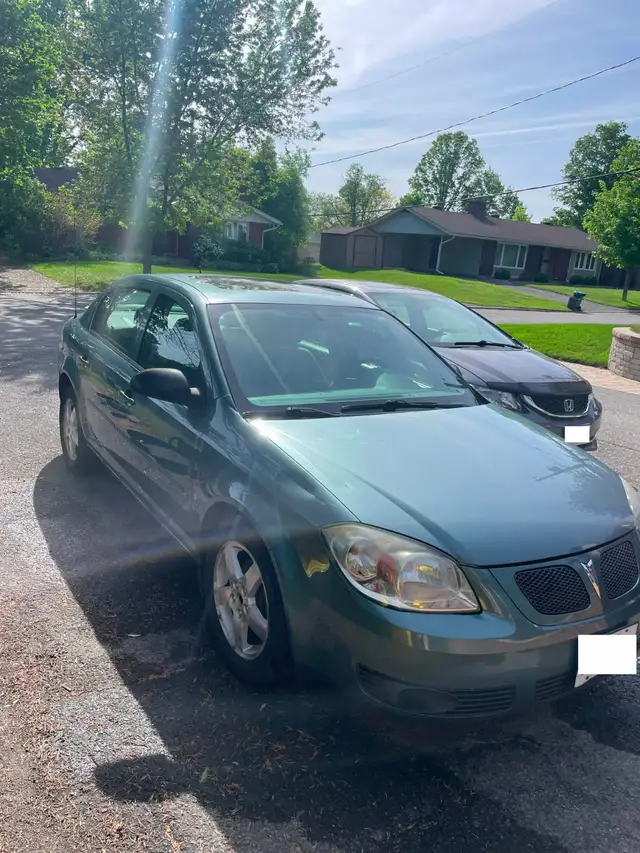 2009 Pontiac G5 - 93,000km